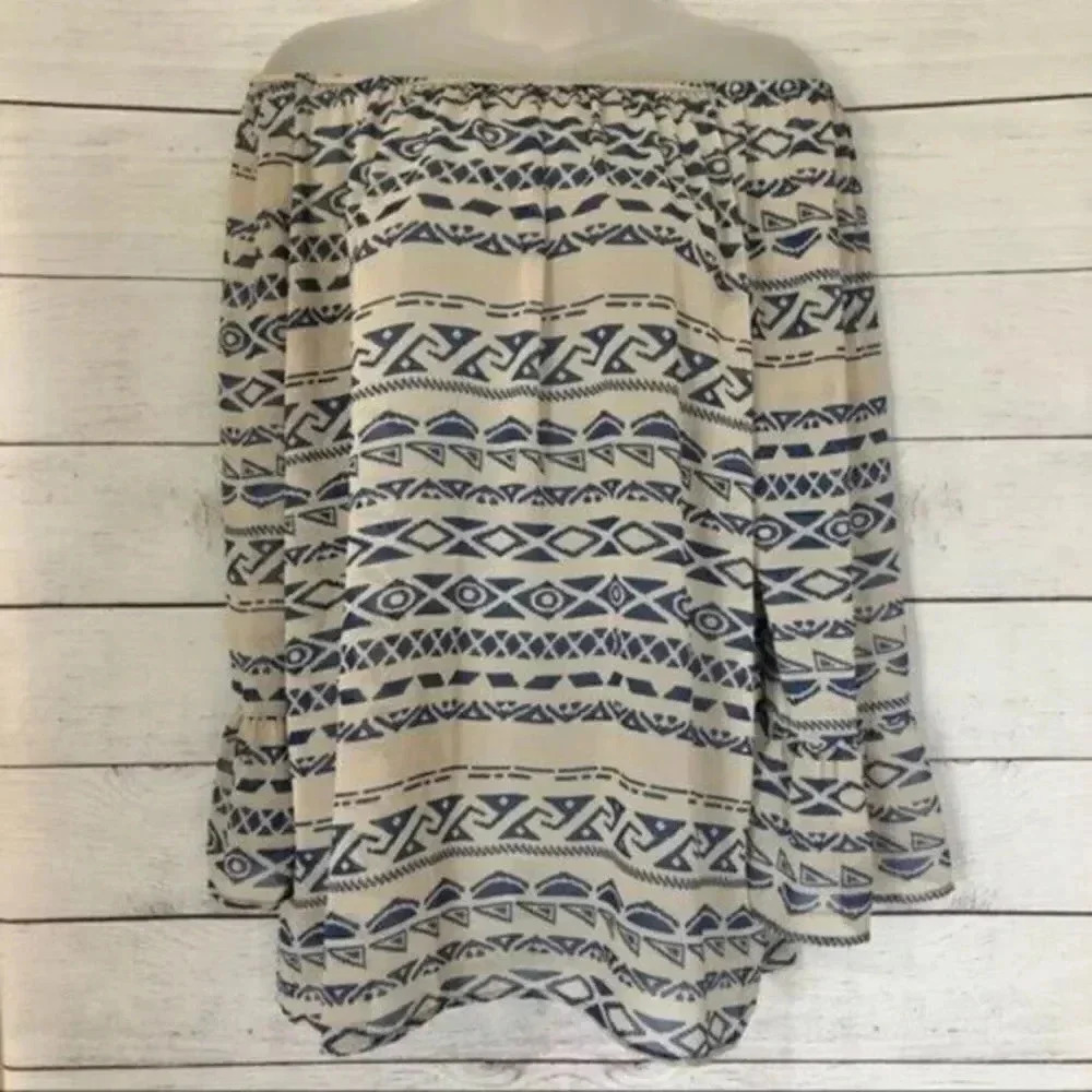 Pinkblush Maternity Semi-Sheer Cold Shoulder Boho Preppy Printed Long Sleeve S — image 2 of 5